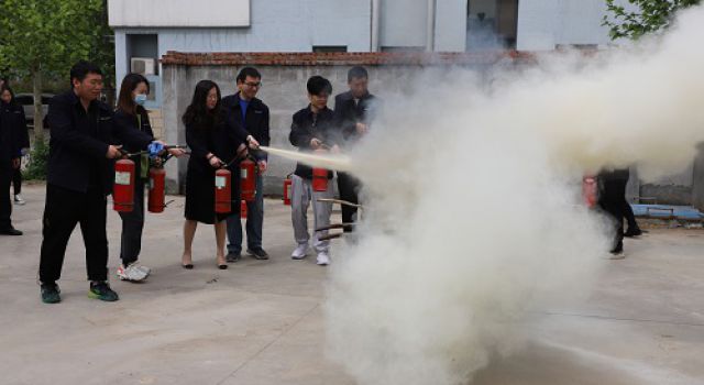 未雨綢繆、增強安全意識----公司組織員工開展安全、消防演練